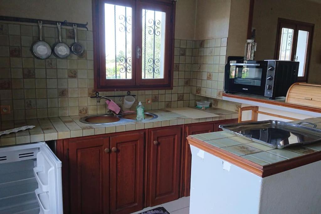 Appartement En Rez De Jardin Cyclistes Bien Venus Prades  Exteriör bild